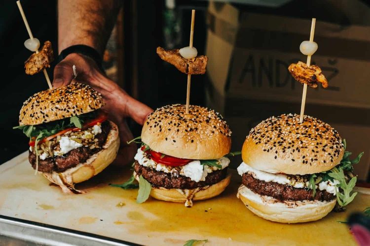 Ever wondered how much it costs to open a burger franchise in SA?