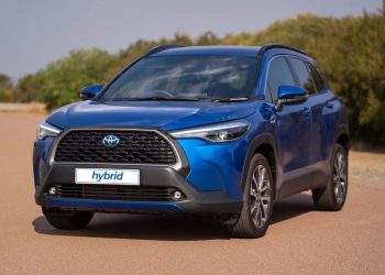 The first South African hybrid Toyota vehicle is launched
