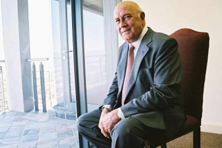 News Roundup: FW de Klerk has passed away, the Moti brothers have returned, and SAPS deals with gold theft