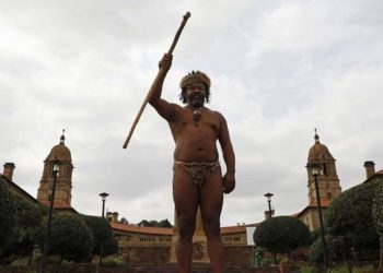 [WATCH] SA's Khoisan "King" arrested for growing dagga outside Union Buildings