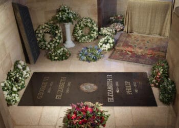 A ledger stone has been installed at the King George VI Memorial Chapel, following the interment of Her Majesty Queen Elizabeth.

The King George VI Memorial Chapel sits within the walls of St George’s Chapel, Windsor.. Image via Twitter
The Royal Family
@RoyalFamily