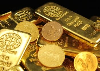 Reasons to Invest in Gold