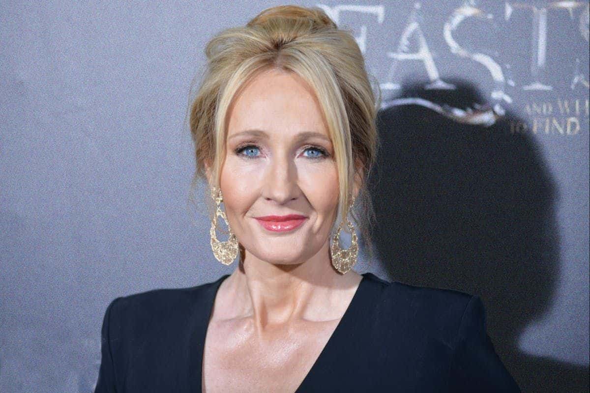 JK Rowling: The reason behind the author's 4000 piece essay