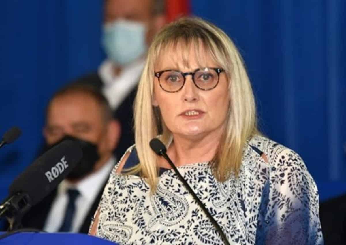 Huge blow for the DA as Tania Campbell is booted out as mayor