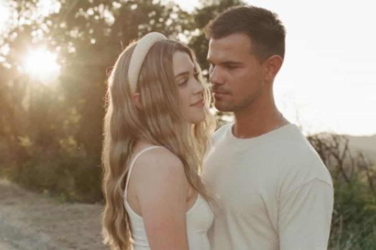 Taylor Lautner weds Taylor Dome in an outdoor wedding