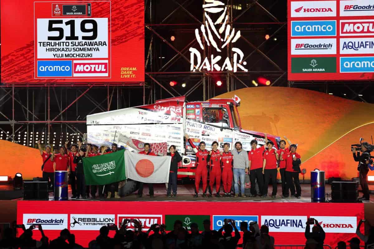 Hino - 2023 Dakar Rally 2.jpg