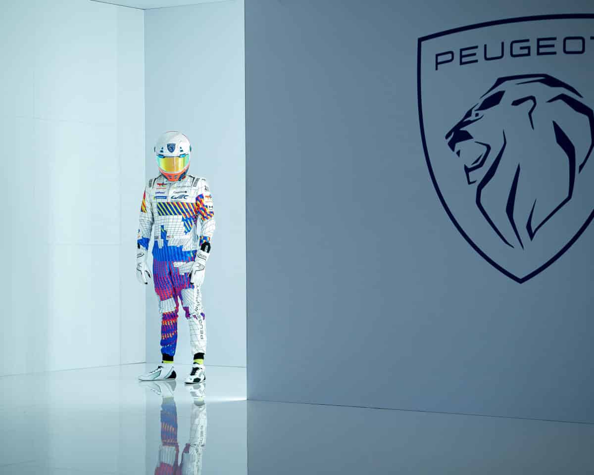 PEUGEOT 9X8 AND J. DEMSKY’S GRAPHIC ENVIRONMENT 4